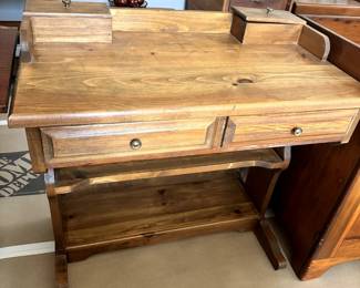 FURNITURE DESK