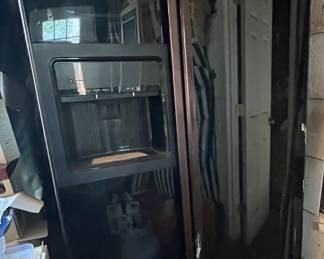 GE Profile 20.7 Cubic Foot Side by Side Black  Refrigerator (TPX21PR),