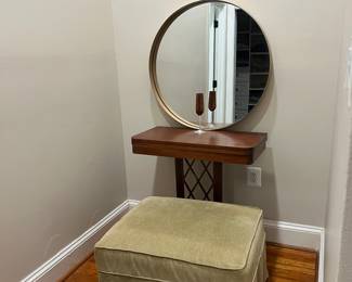 Ottoman, Mirror