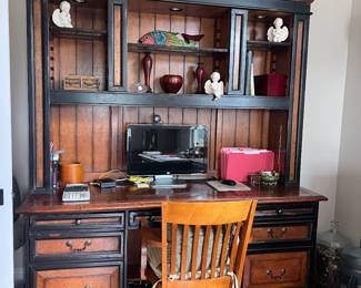Office Hutch,