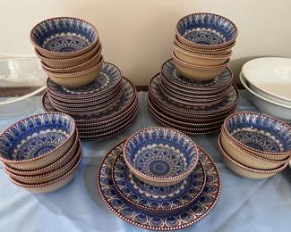 Cenefas Azul Dishes,