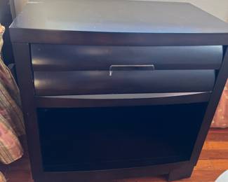 Pulaski “Tangerine” 6 Pc. Bedroom Set: King Bed-Dresser & Mirror-Chest of Drawers-2 Night Stands (sold as a set),