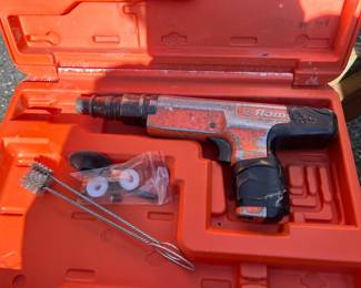 RamSet Nailer w/Case,
