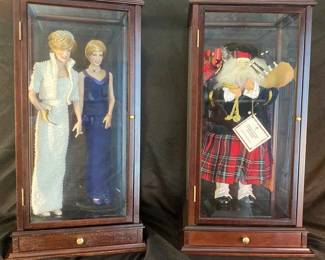 Franklin Mint Princess Diana Dolls 2 St. Nicholas Square Scottish Santa