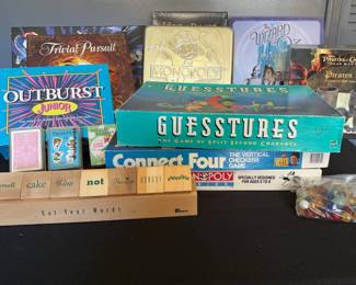 15 Miscellaneous Board and Card Games