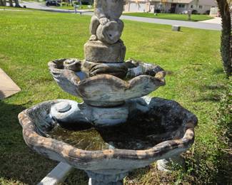 Concrete Fountain.  Needs Pump