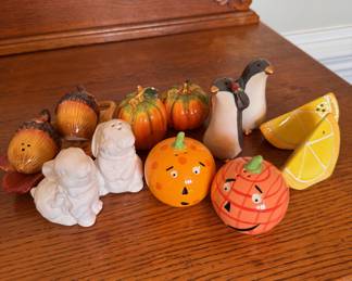 6 sets of salt and pepper shakers