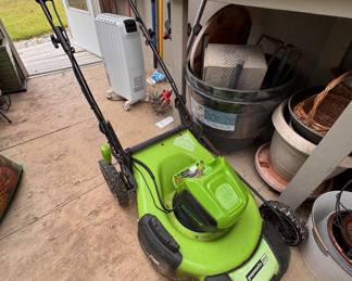 Greenworks electric mower with bagging attachment