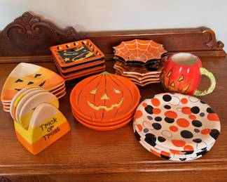 Halloween plates