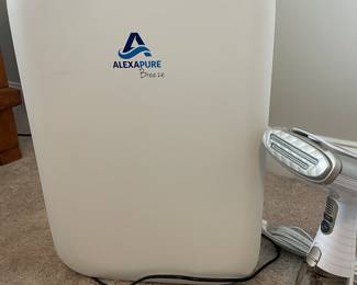 Alexapure purifier, Conair hot steamer. LOT 471