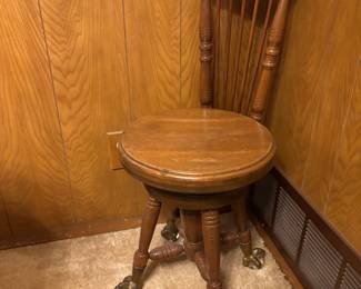 Clawfoot Piano Chair