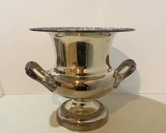 Silver plate champagne bucket vtg