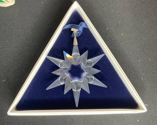 Swarovski crystal ornament vtg
