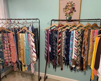 Huge collection of men’s ties vintage & modern