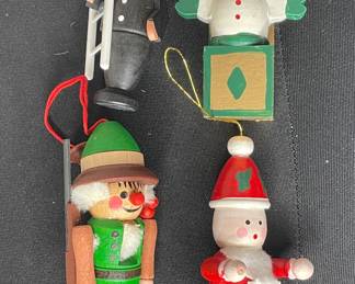 German wood ornaments vtg
