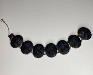 Vintage 14k gold black lava cameo bracelet