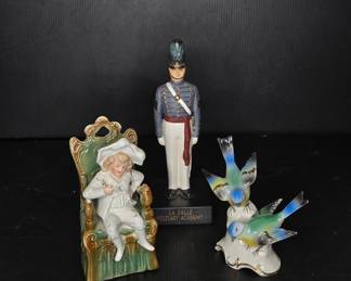 Porcelain figurines vtg