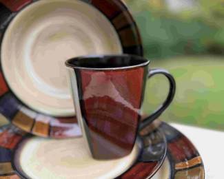 Dinnerware Set