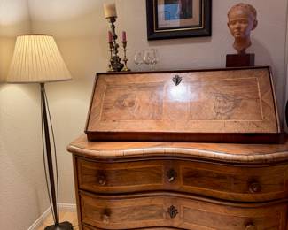 Secretary, sculpture, floor lamp