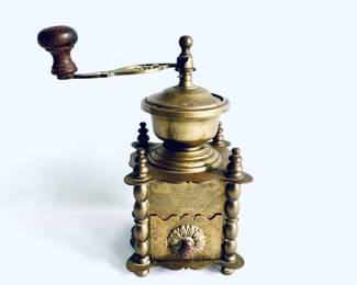 COFFEE GRINDER FROM SAUDIA ARABIA