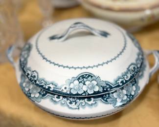 Antique flow blue Locarno covered dish, tureen from 1890-1900