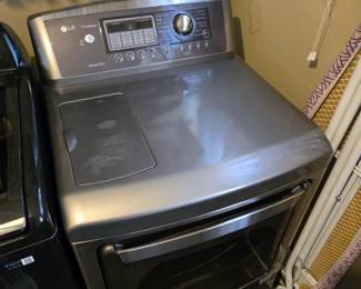 LG 7.3 Cubic Feet Graphite Steel Electric Dryer