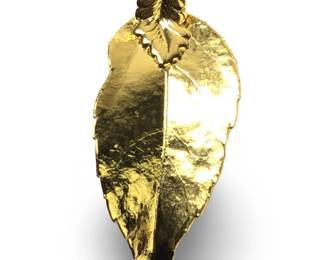 Remarkable 14K Gold Pendant Leaf