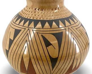 Signed Chela Oliva Native American Pot