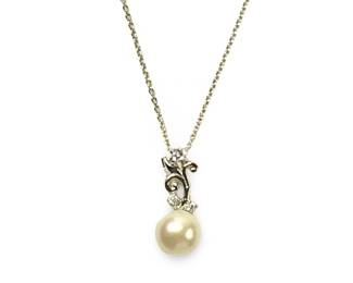 Exceptional Sterling Silver Pearl Pendant Necklace