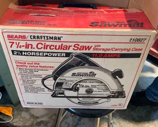 circular saw in box