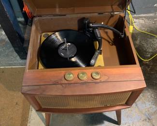 1940s Mid-Century record player