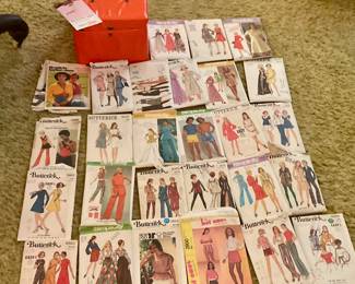 Vintage patterns, retro pattern box