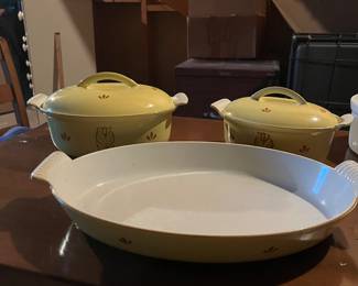 DRU made in Holland backware pieces .. 