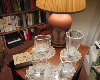 Beautiful mini vases etched … 