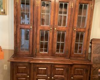 Thomasville china cabinet