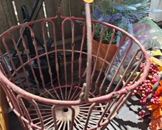 EGG BASKET