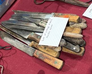 KNIFE LOT