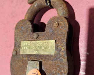 VINTAGE KEY AND LOCK