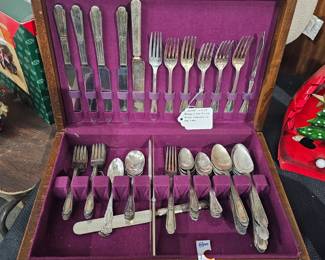 FLATWARE / SILVERWARE