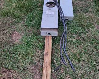 ELECTRIC POLE HOOK UP