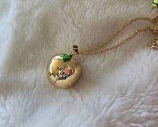 new neclace