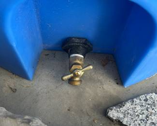 Bottom spigot