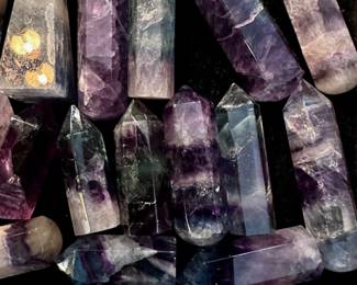 A beautiful collection of point and massage crystals the ones you're looking at are basically fluorite from Brazil