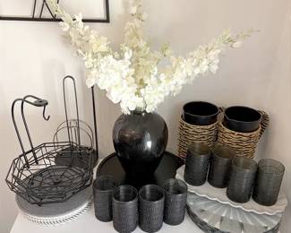 Modern Black Kitchenware