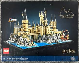 Lego Harry Potter Hogwarts Castle  Grounds