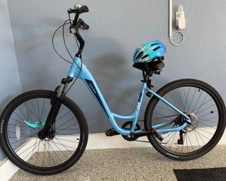 Haro Cobalt Blue 23 Womens Bicycle With Helmet