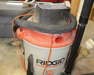 Ridgid Vacuum with attachments