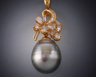 Ladies 18K Gold, Diamond and Tahitian Baroque Pearl Pendant