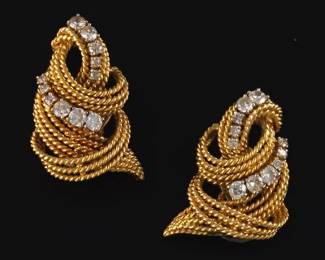 Ladies JASSOY Vintage Pair of Gold and Diamond Scrolls Earrings