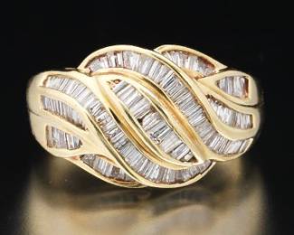 Ladies Vintage Gold and Diamond Scrolls Ring